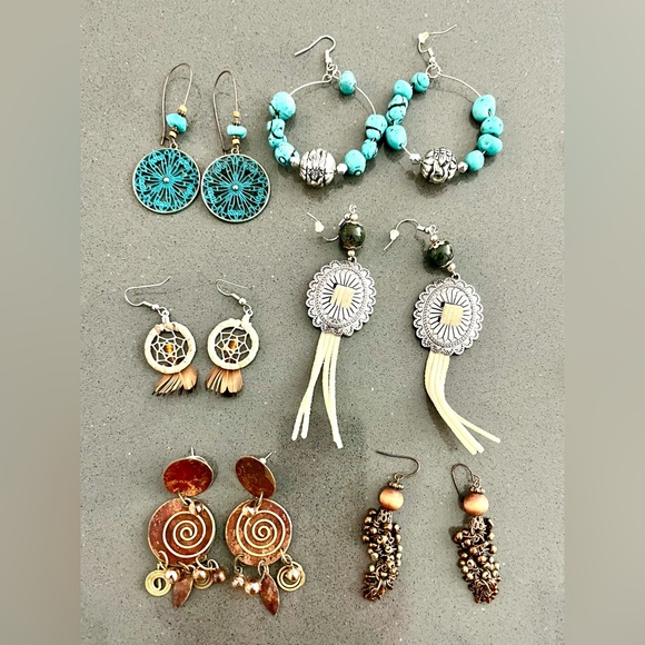 Vintage Earring Lot 10 Pairs Pierced Earrings Fun Boho Style. All in great shape - Picture 4 of 5